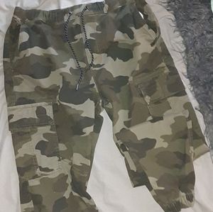 Camo pants